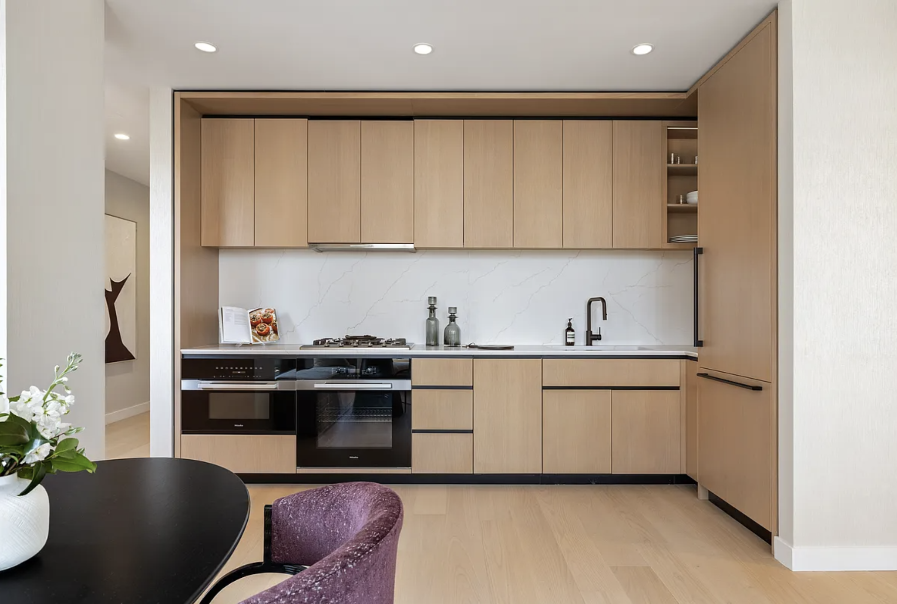 Chelsea white oak kitchen remodel in Manhattan NYC by Maison Prestige